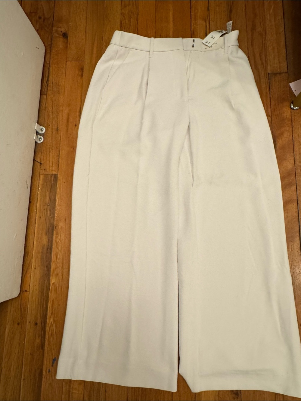 Abercrombie & Fitch Ivory Wide-Leg Trousers - Picture 3 of 6